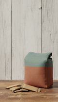 Burlap-Inspired Hydration Pouch